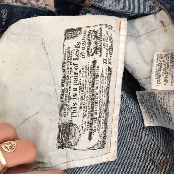 Levi’s jeans-dark wash - Picture 6 of 6